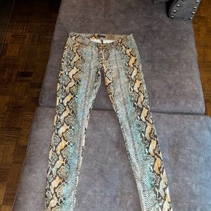 Marciano women’s jeans